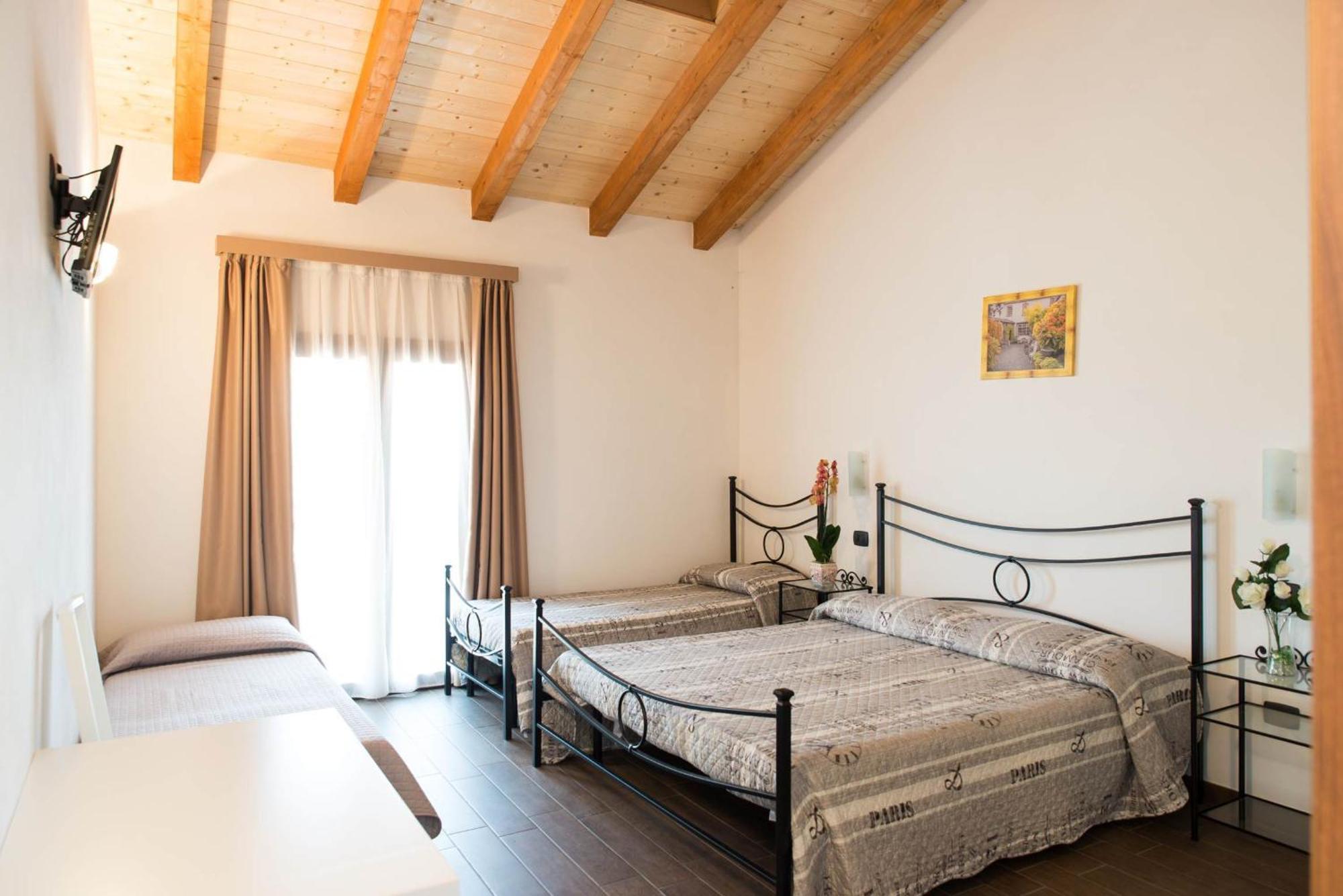 Affittacamere La Palazzina Cavalcaselle Zimmer foto